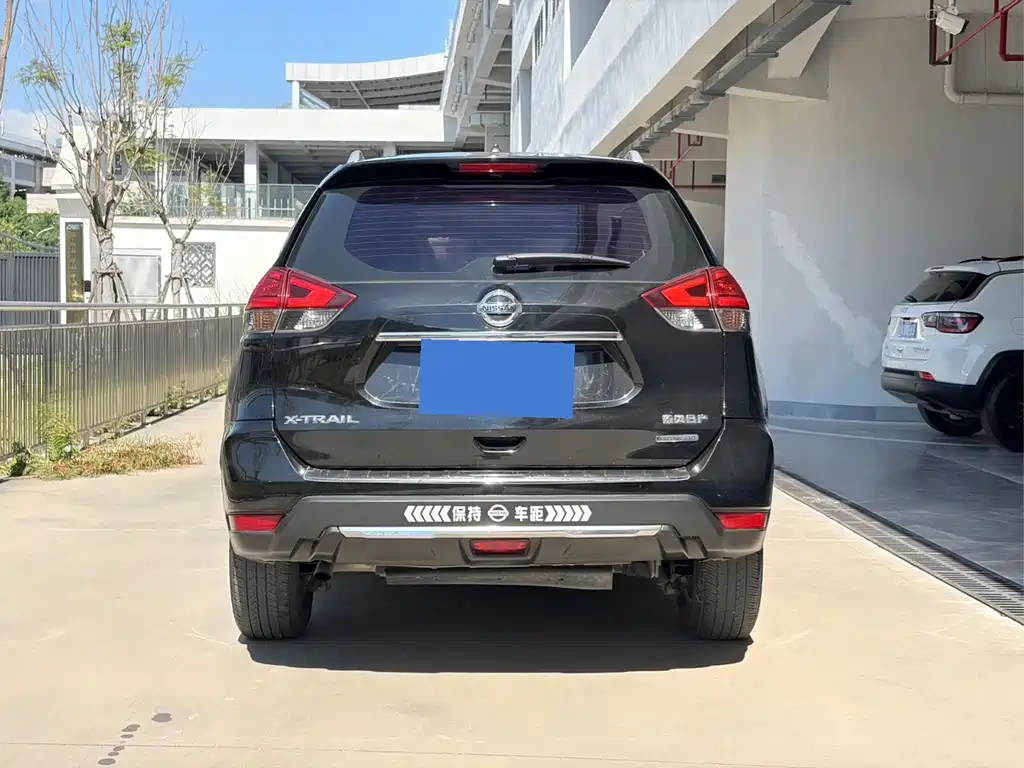 Nissan X-Trail — миниатюра 4