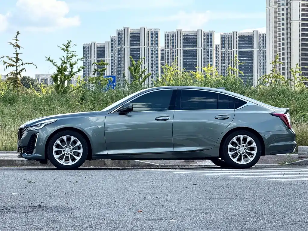 Cadillac CT5 — миниатюра 3