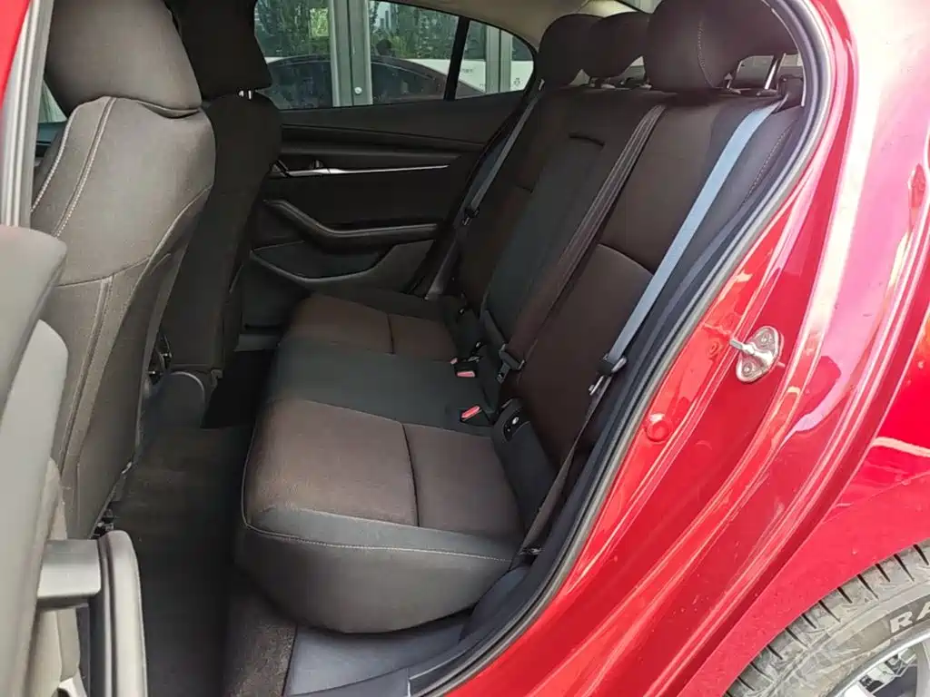 Mazda 3 Axela — миниатюра 17