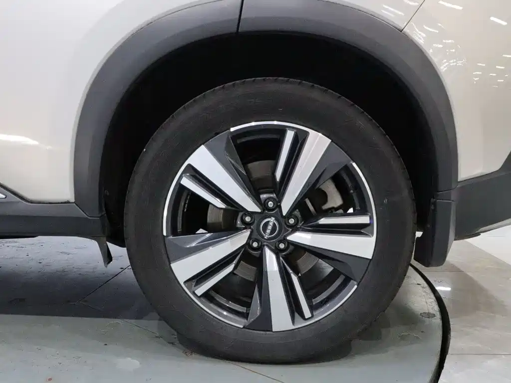 Nissan X-Trail — миниатюра 21