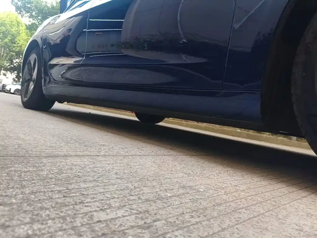 Tesla Model 3 — миниатюра 21