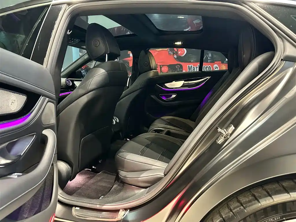 MERCEDES-BENZ AMG GT