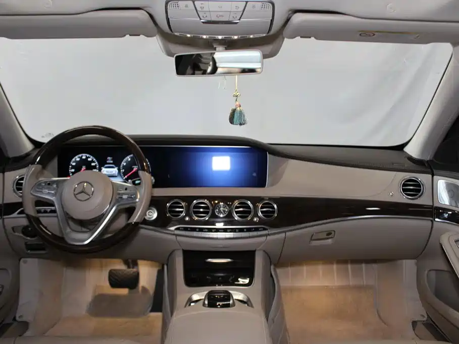 Mercedes-Benz S-Class — миниатюра 9