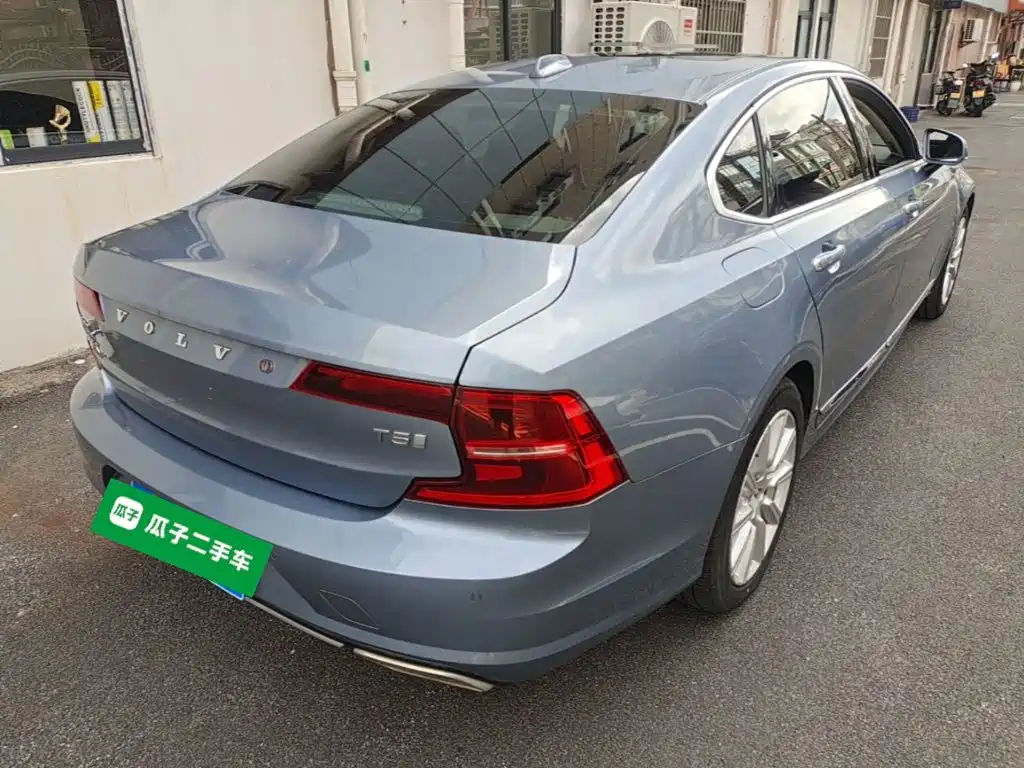 Volvo S90 — миниатюра 7