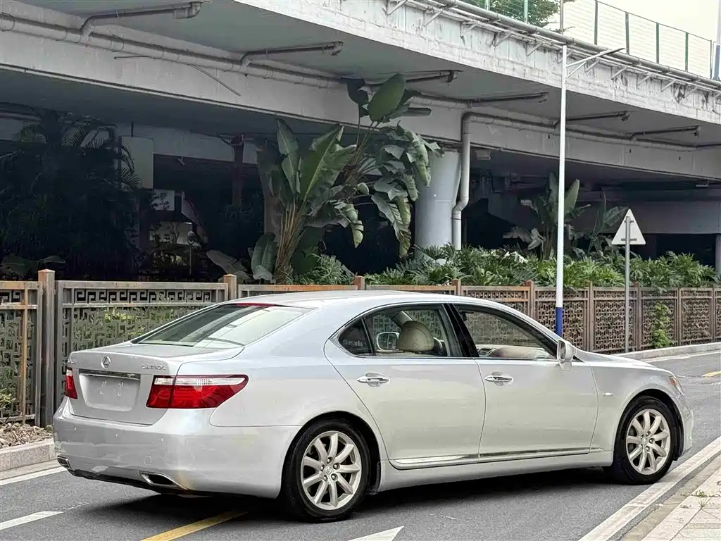 Lexus LS — фотографии объявления, Фото 26