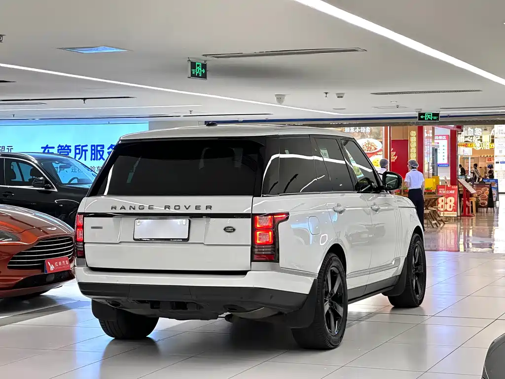 Land Rover Range Rover — миниатюра 7