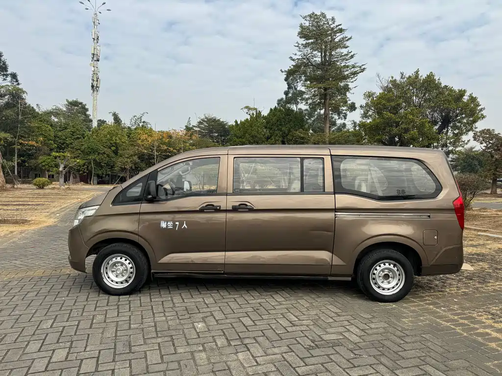WULING WULING JOURNEY CLASSIC
