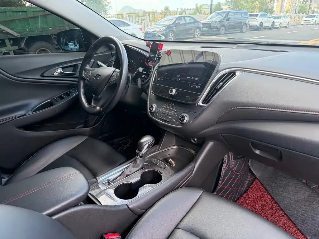 Chevrolet Malibu XL — миниатюра 10