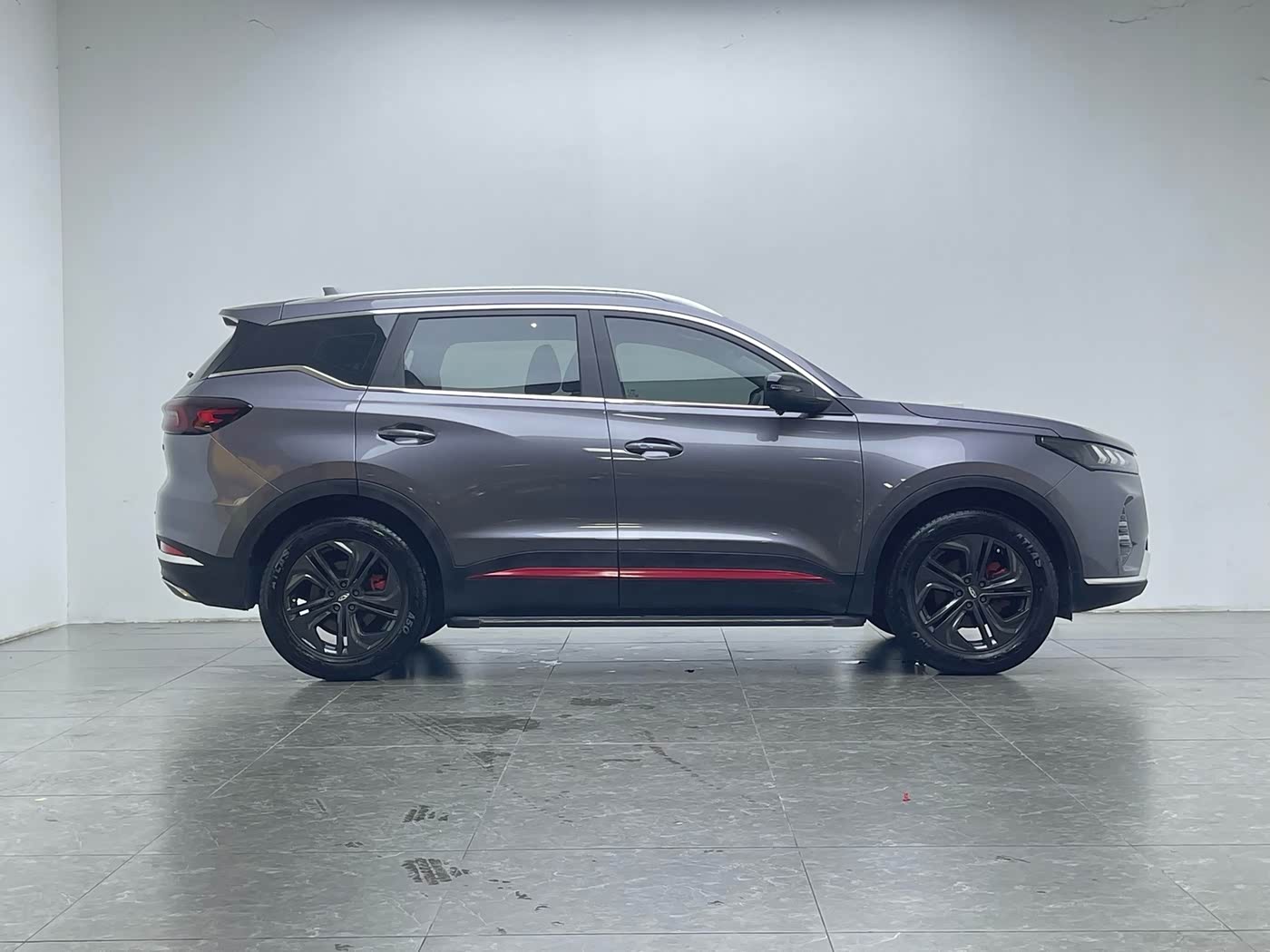 CHERY Tiggo 7 1.5 л 2023 г. Чёрный, пробег 26300 км