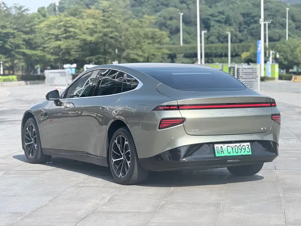 XPeng P7 — миниатюра 6