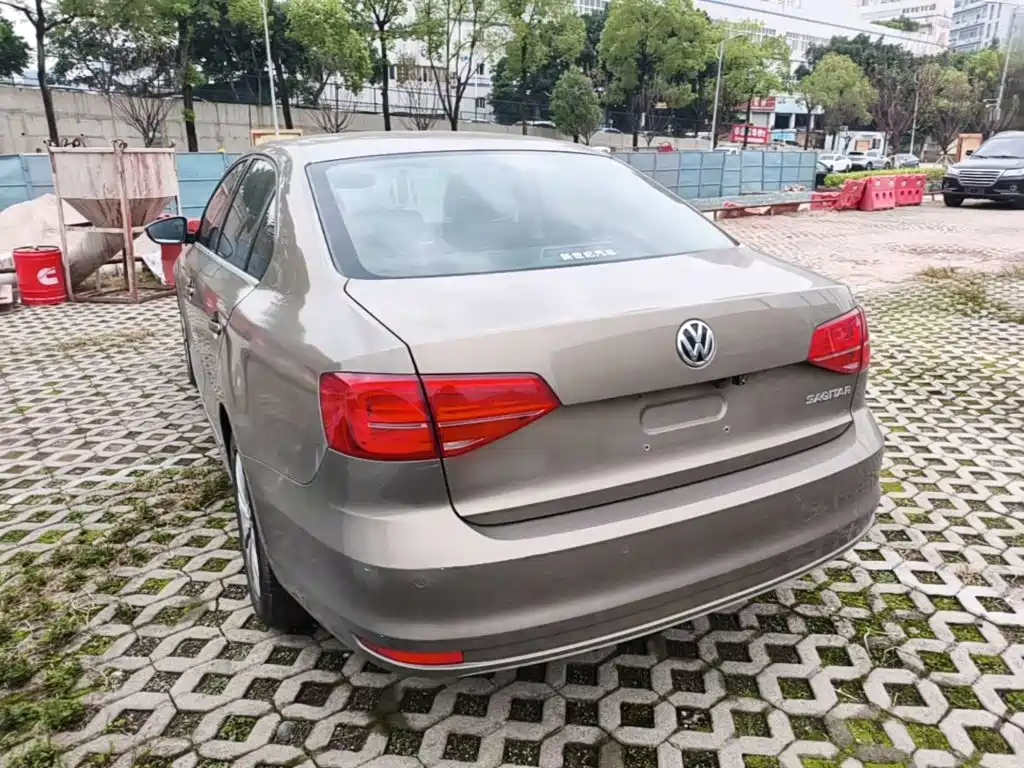 Volkswagen Sagitar — миниатюра 5