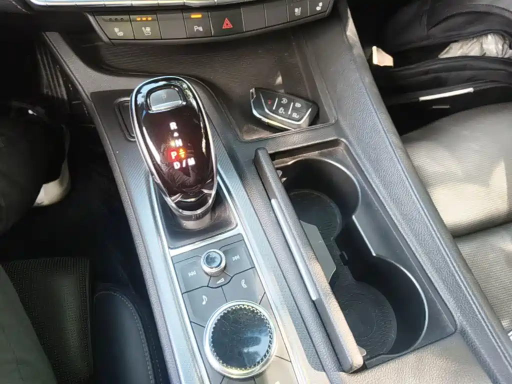 Cadillac CT5 — миниатюра 14