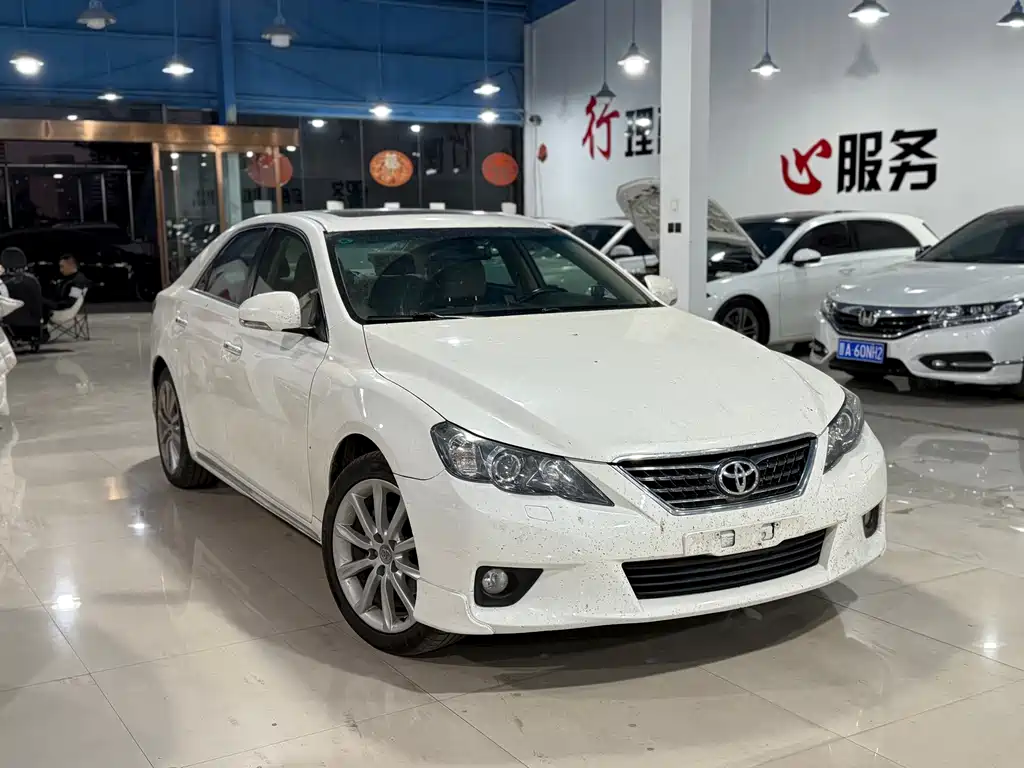 Toyota Reiz — миниатюра 3