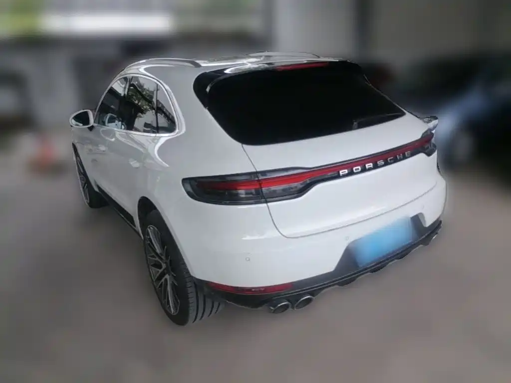 Porsche Macan — миниатюра 7