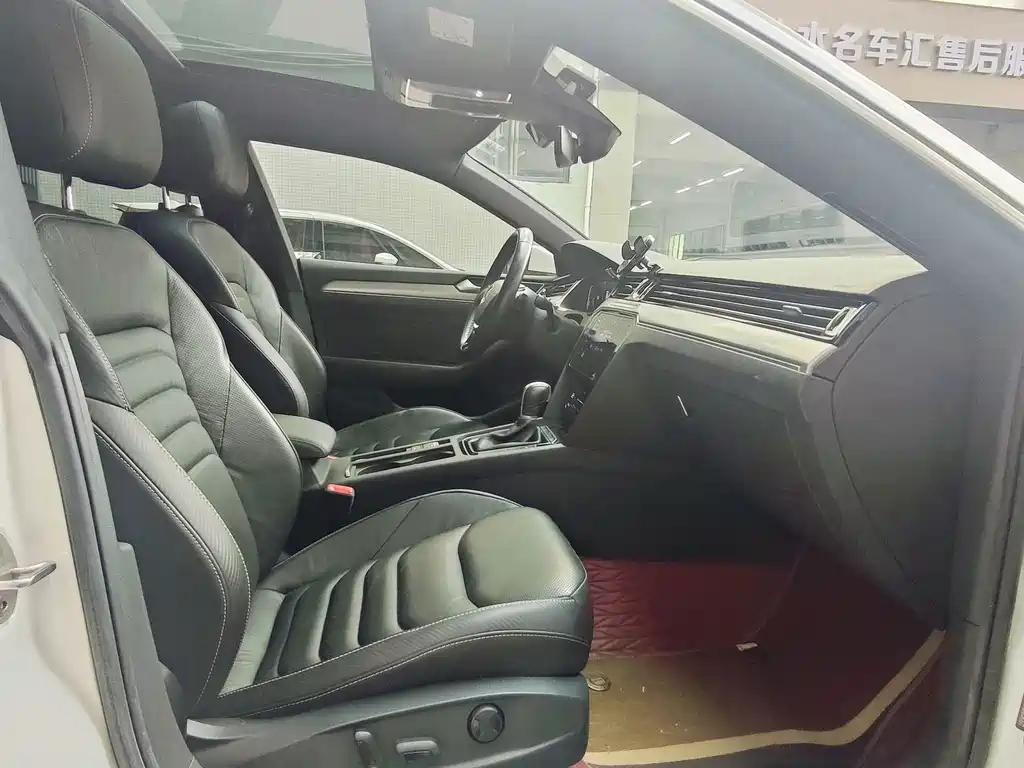 Volkswagen CC — миниатюра 8