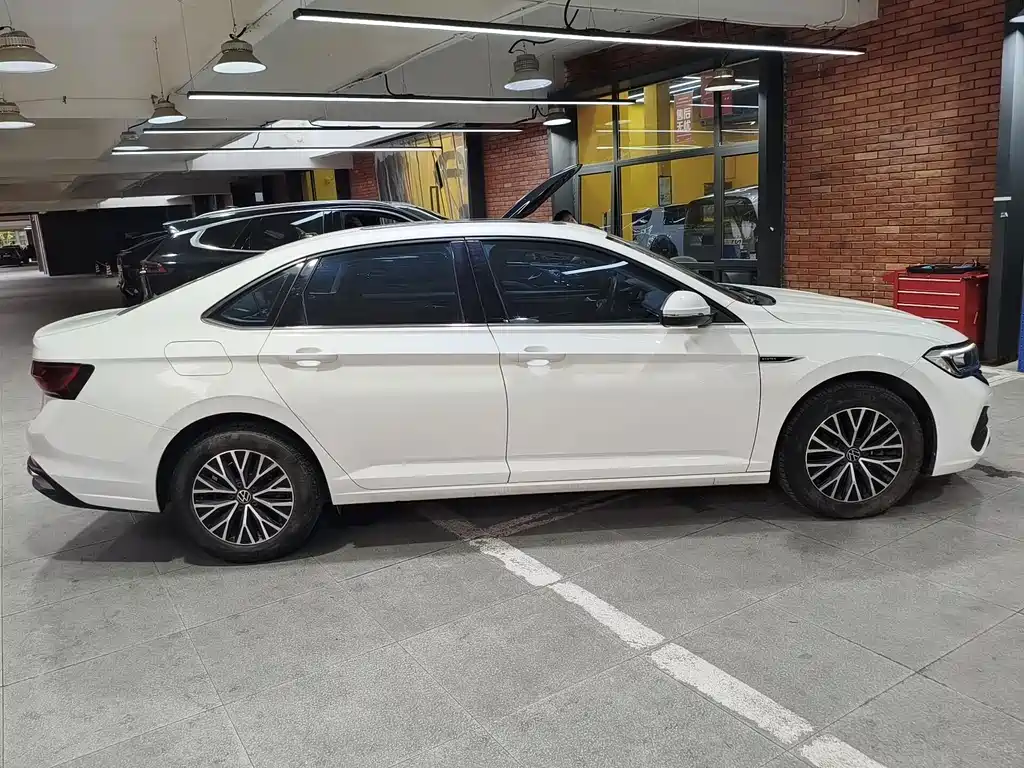 Volkswagen Sagitar — миниатюра 5