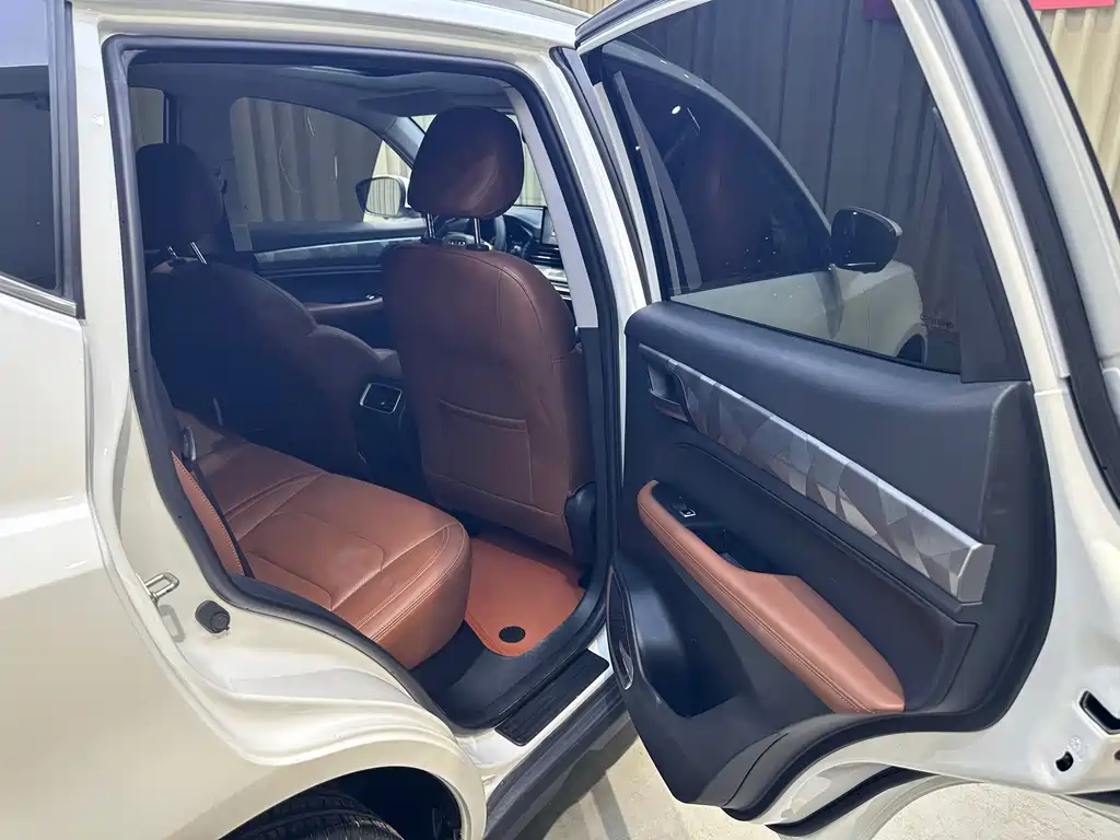 Geely Vision X6 — миниатюра 17