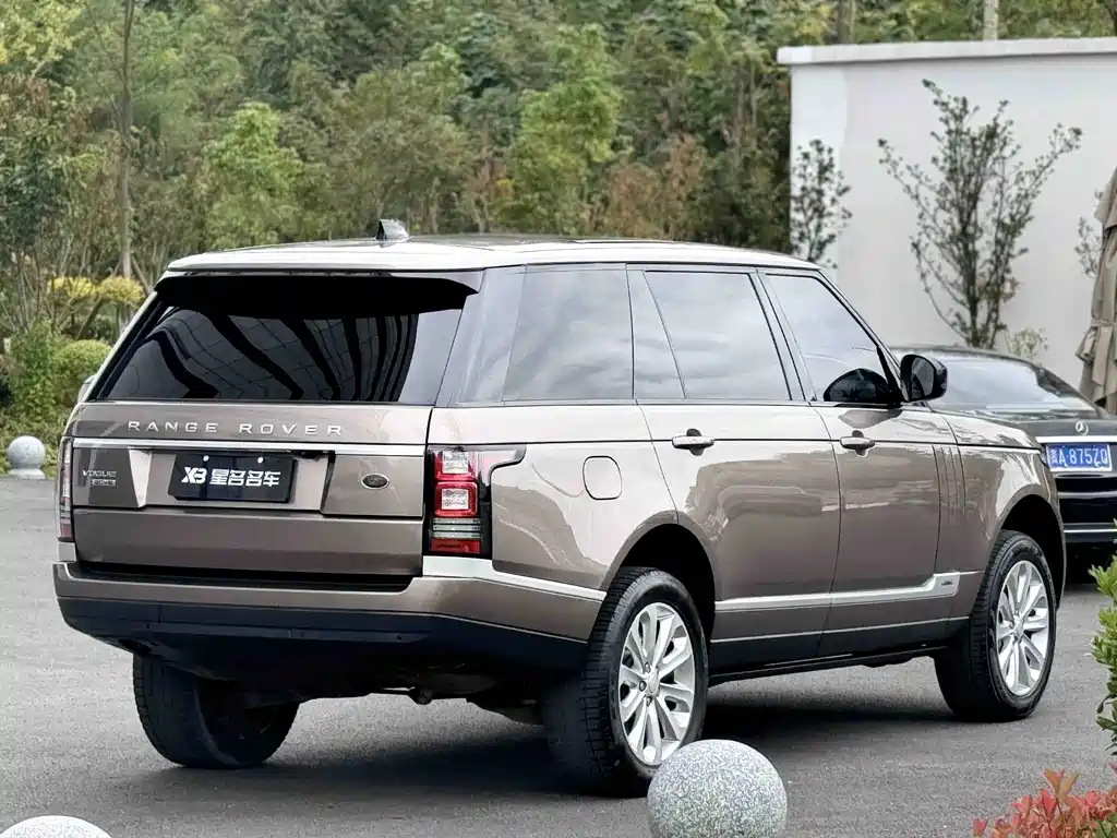 Land Rover Range Rover — миниатюра 16