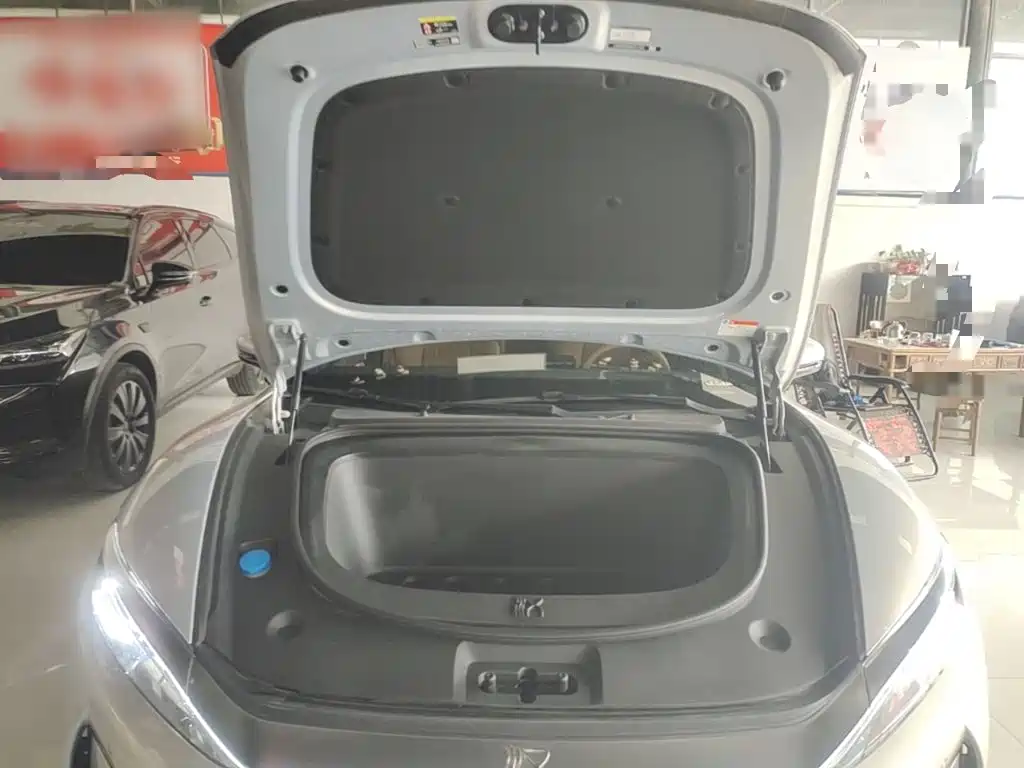 BYD Han L — миниатюра 20