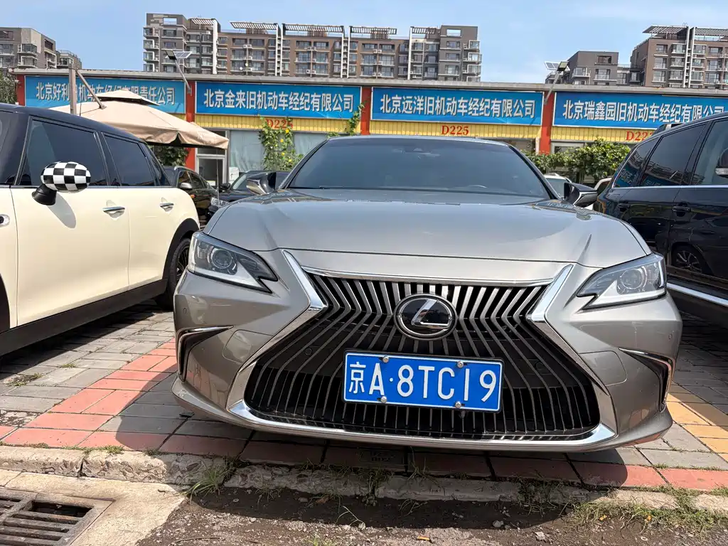 Lexus ES — фотографии объявления, Фото 16