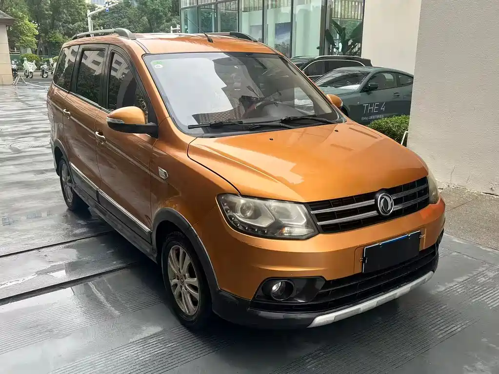 Dongfeng 360 2015 1.5L MT Luxury 7 мест IV