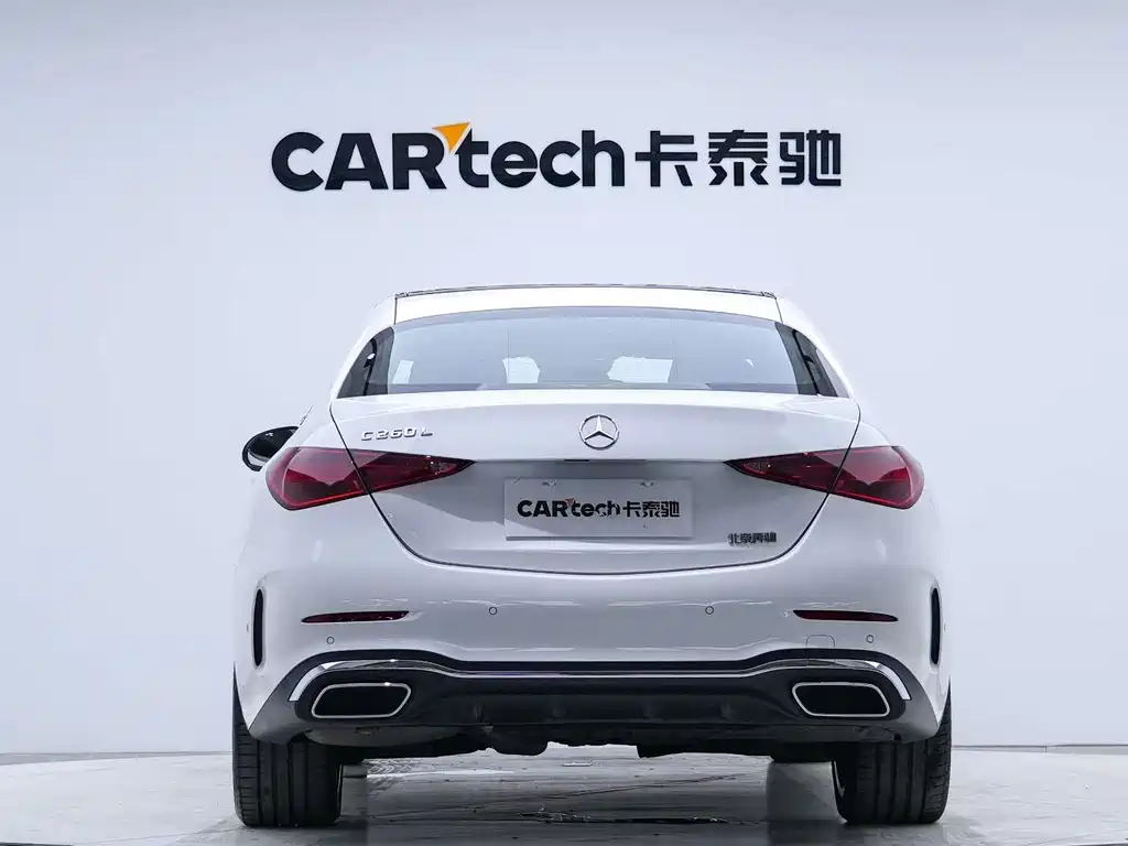 Mercedes-Benz C-Class — миниатюра 3