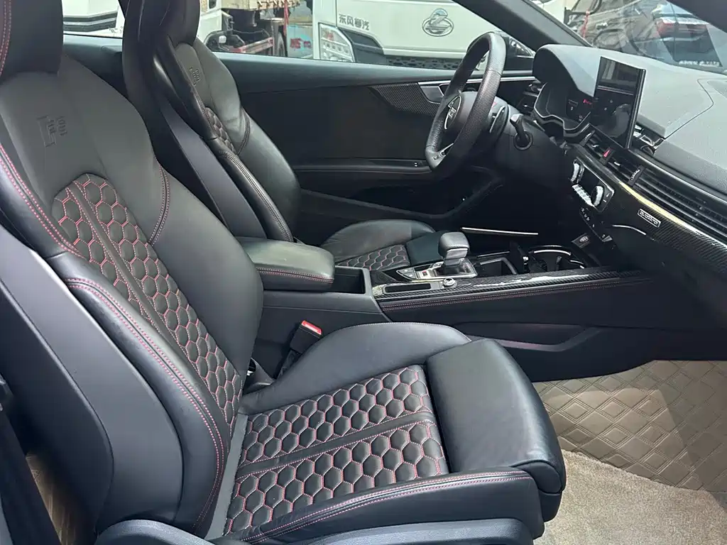 Audi RS 5 — миниатюра 11