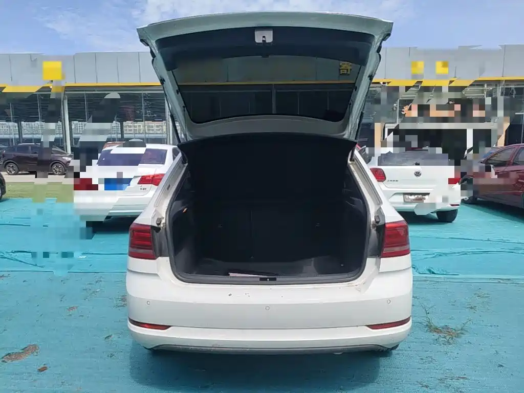 Volkswagen Santana — миниатюра 19