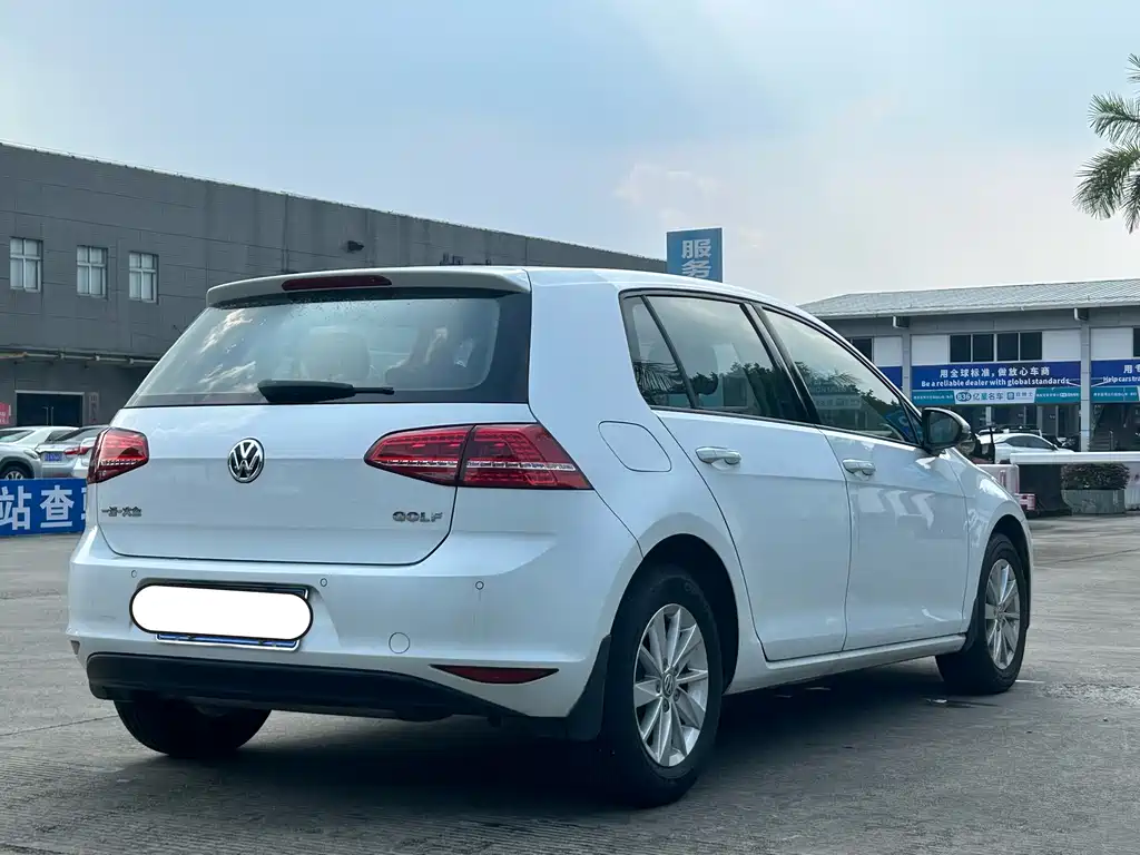Volkswagen Golf — миниатюра 7