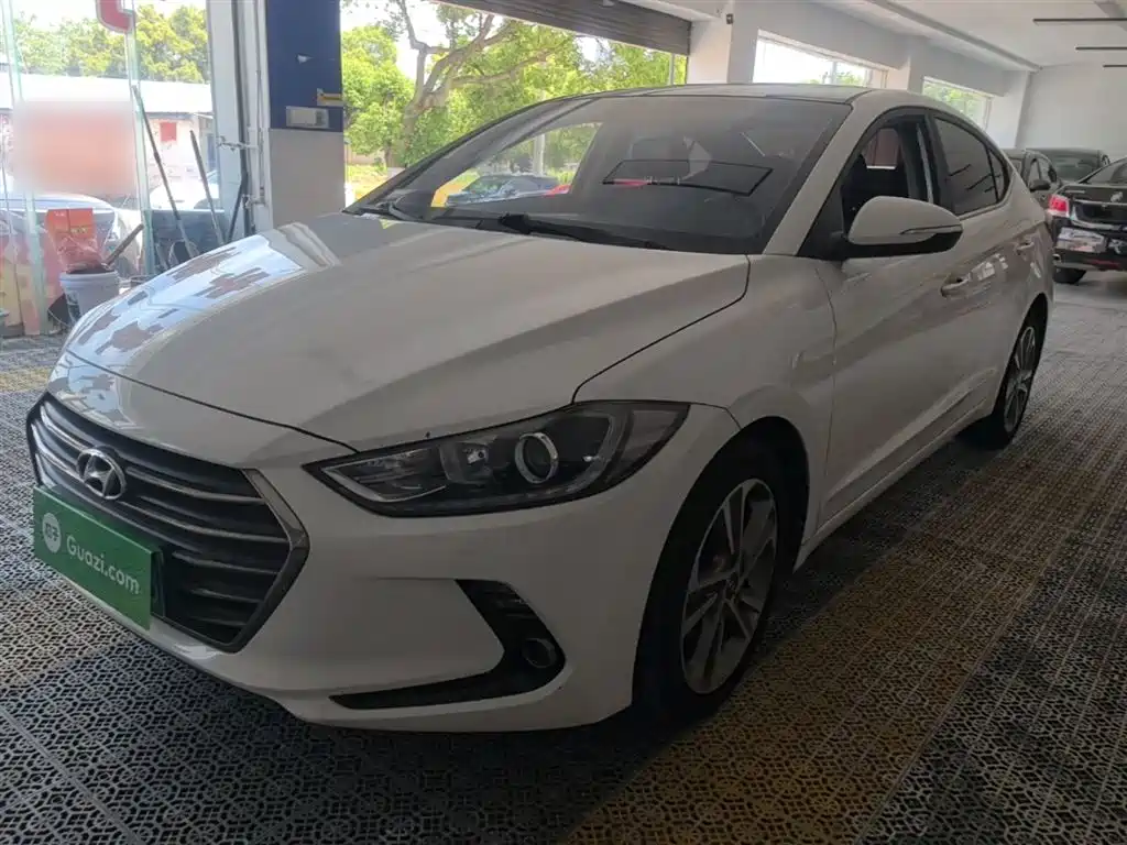 Hyundai Elantra 2017