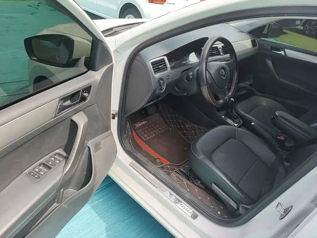 Volkswagen Santana — миниатюра 16