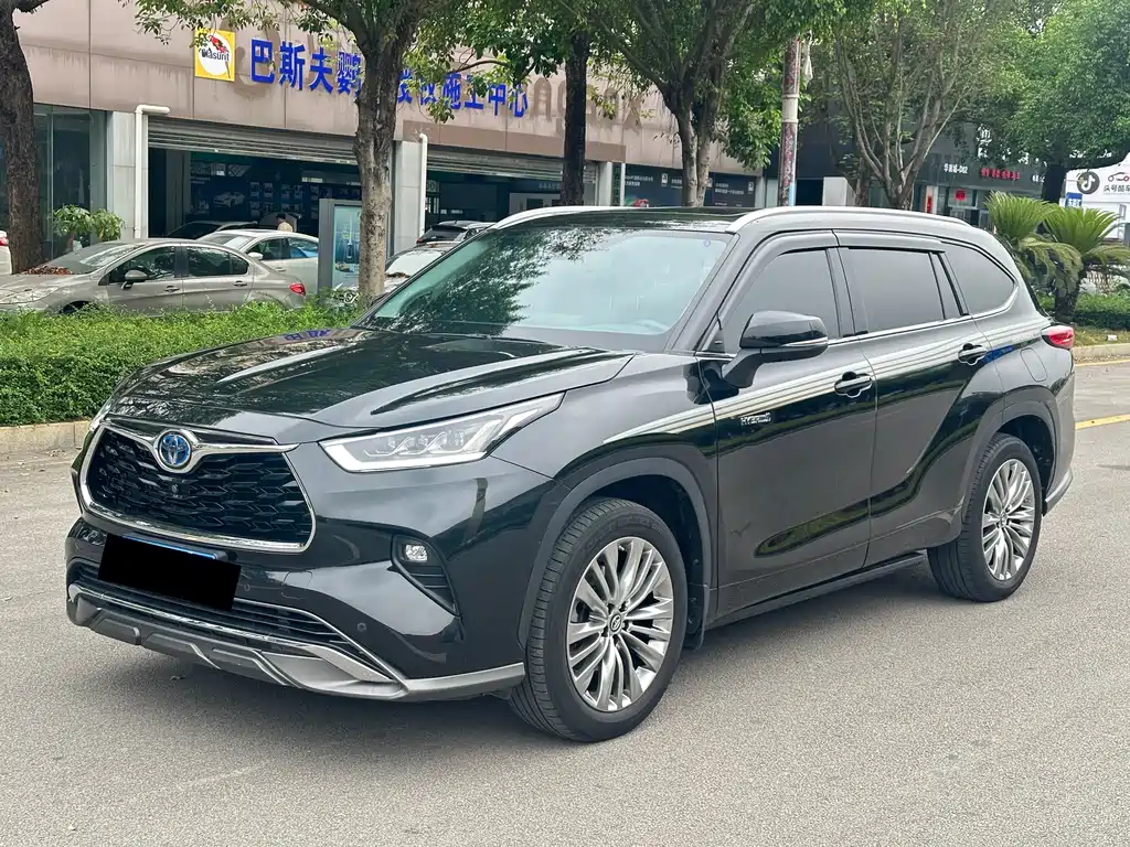 Toyota Highlander 2021