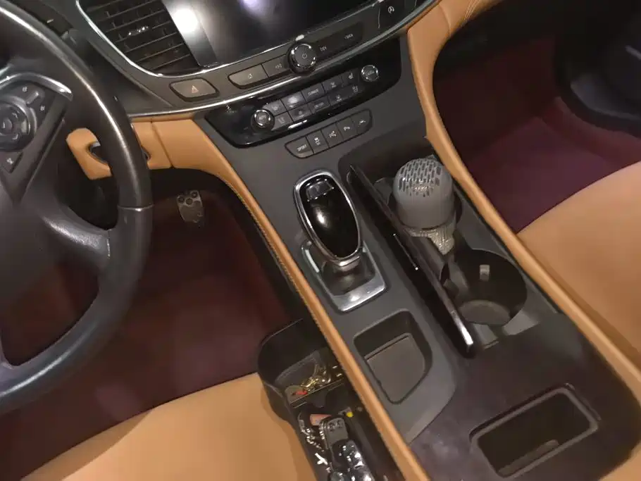 Buick LaCrosse — миниатюра 16
