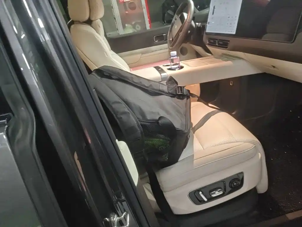 Li Auto Li MEGA — миниатюра 25