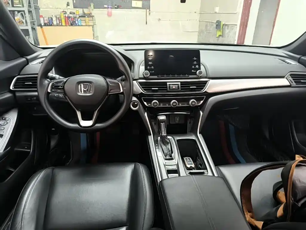Honda Inspire — миниатюра 10