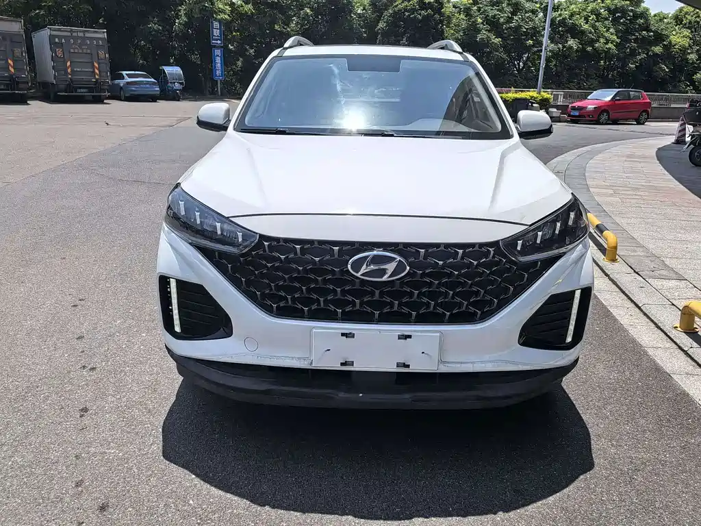 Hyundai ix35 — миниатюра 2