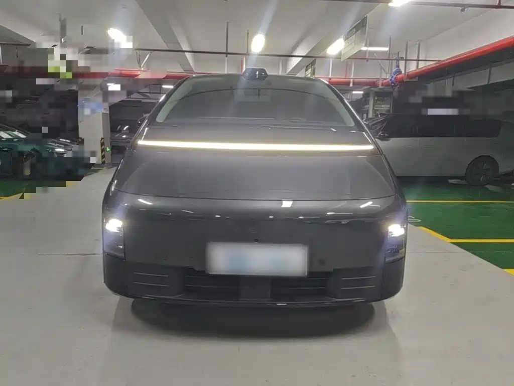 Li Auto Li MEGA — миниатюра 3