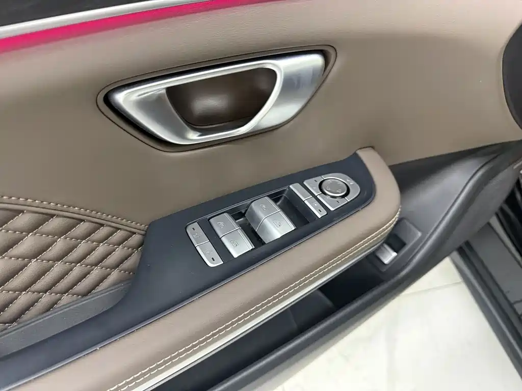 BYD Han — миниатюра 9