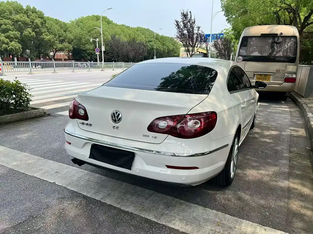Volkswagen CC — миниатюра 6