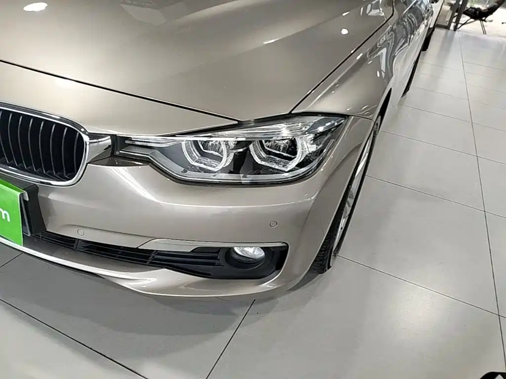 BMW 3 Series — миниатюра 24