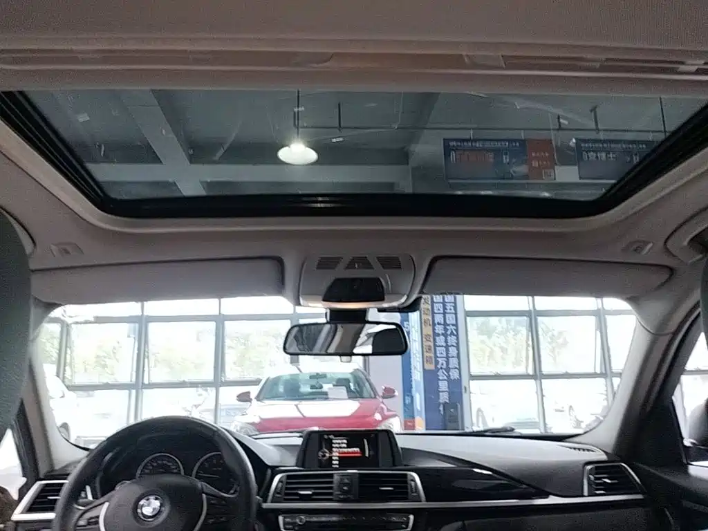 BMW 3 Series — миниатюра 18