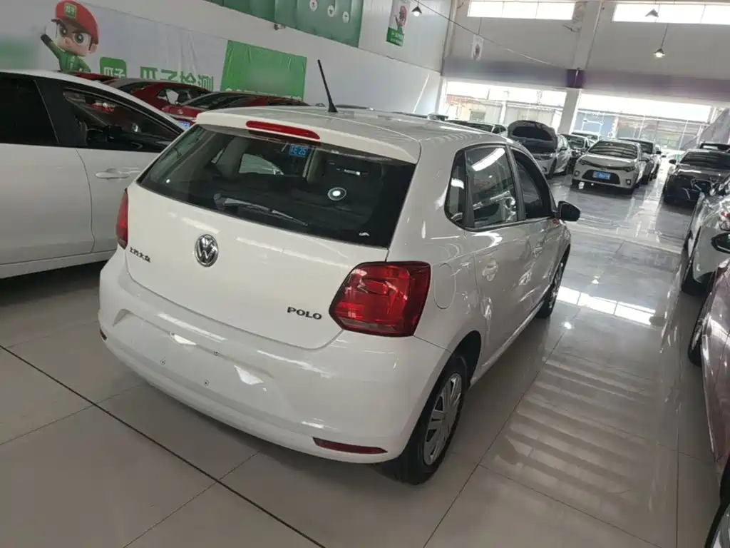 Volkswagen Polo — миниатюра 7