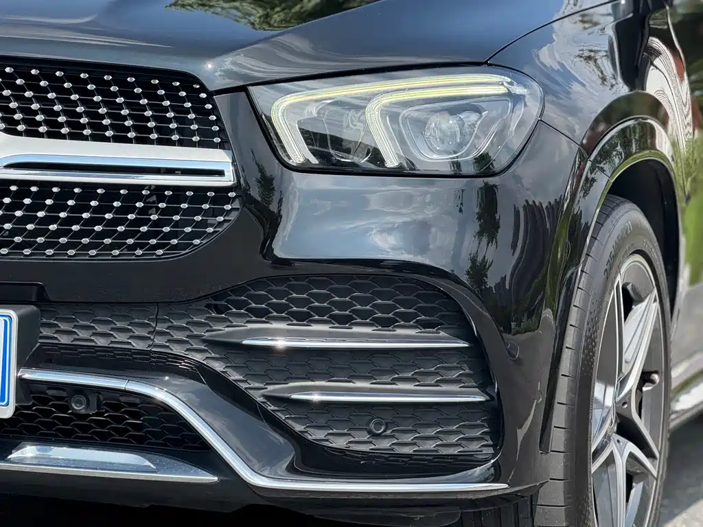 Mercedes-Benz GLE (Import) — миниатюра 16