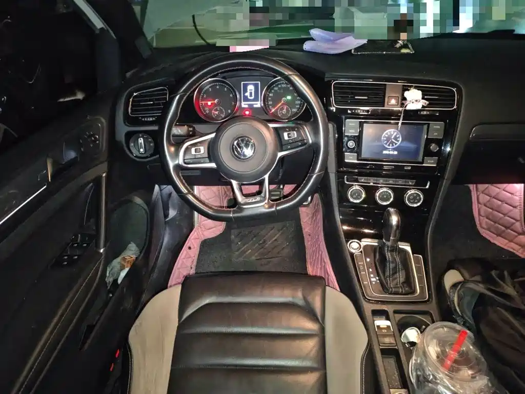 Volkswagen Golf — миниатюра 6