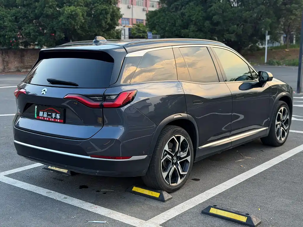 NIO ES8 — миниатюра 5