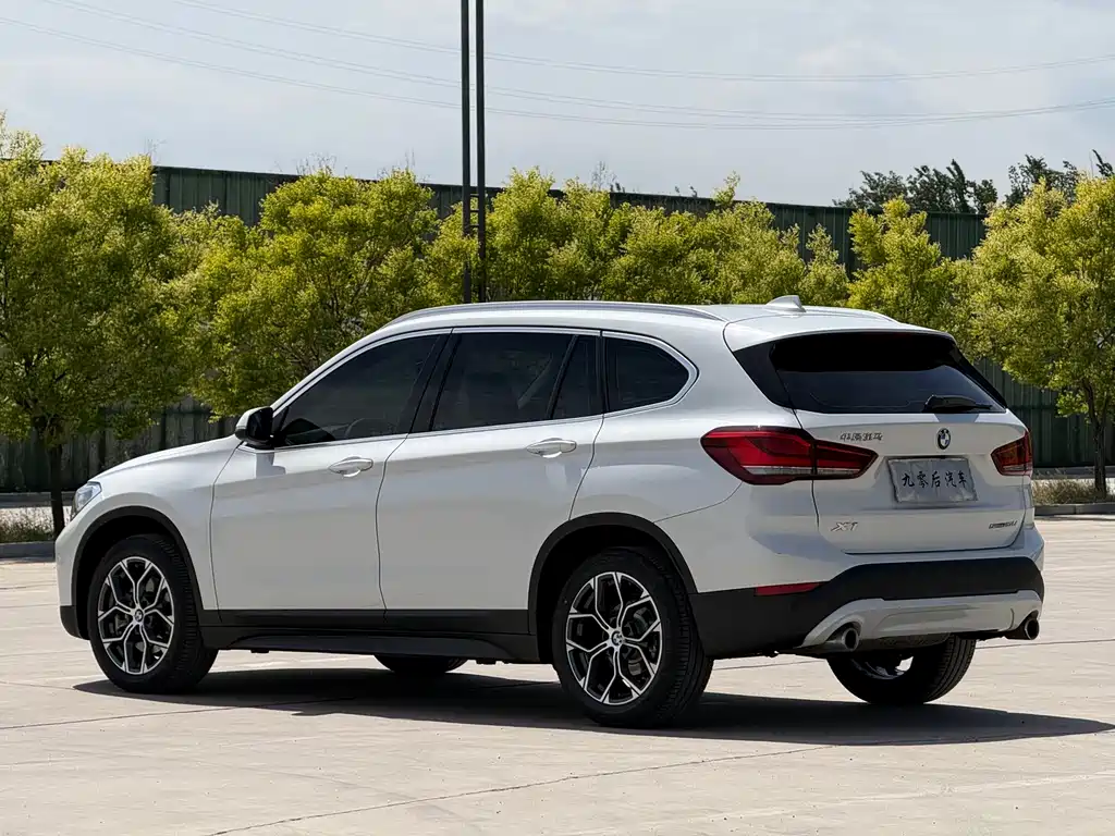 BMW X1 2022 sDrive25Li Lead