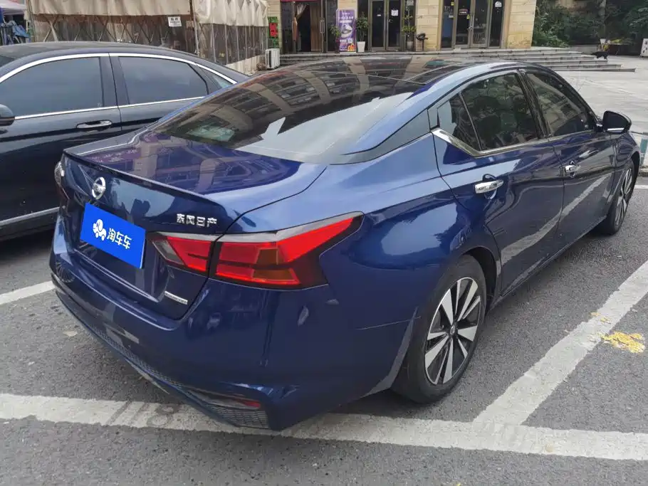 Nissan Teana — миниатюра 3