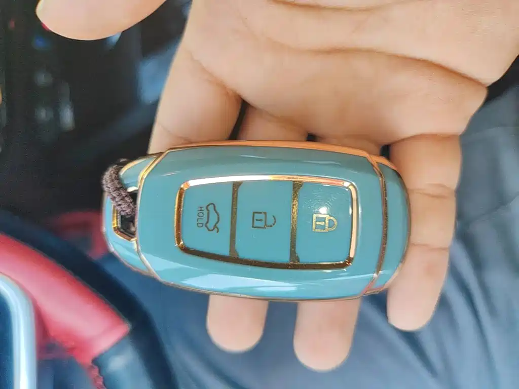 Hyundai Elantra — миниатюра 9