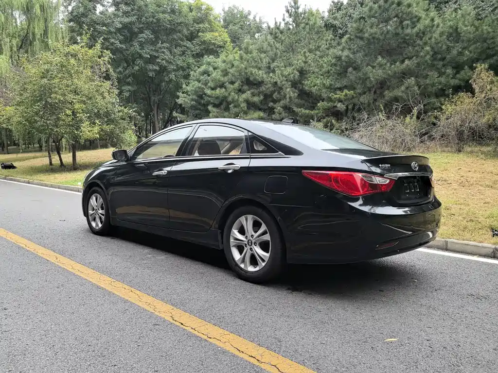 Hyundai Sonata — миниатюра 14