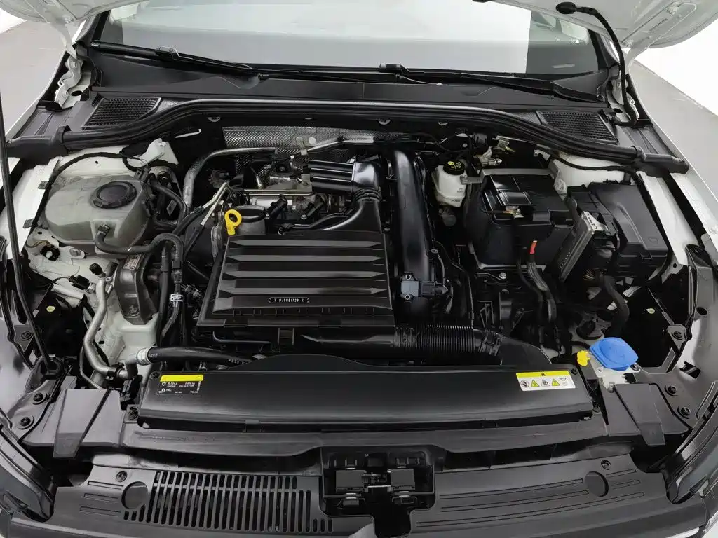 Volkswagen Golf — миниатюра 6